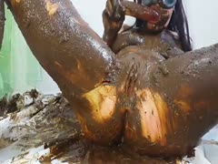Sexy body of a horny babe got covered with wet shit